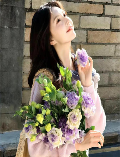 《小贼、美女和妙探》心理分析：角色心理变化与情感轨迹解读