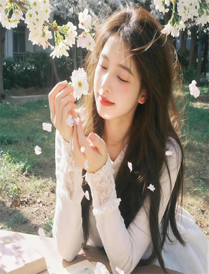 《抓娃娃之平凡千金》美学价值分析：艺术美感与审美特征探讨，未删减版